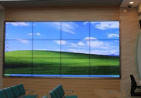 禄劝液晶拼接屏的另类用法。