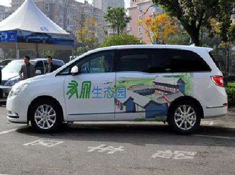 禄劝户外车贴喷绘如何保持效果?